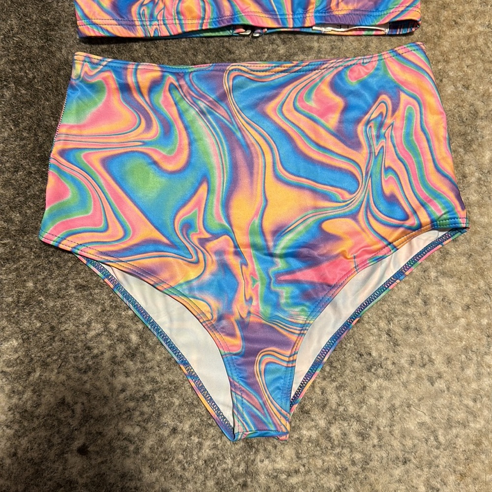 UNIF set - Picture 3 of 5